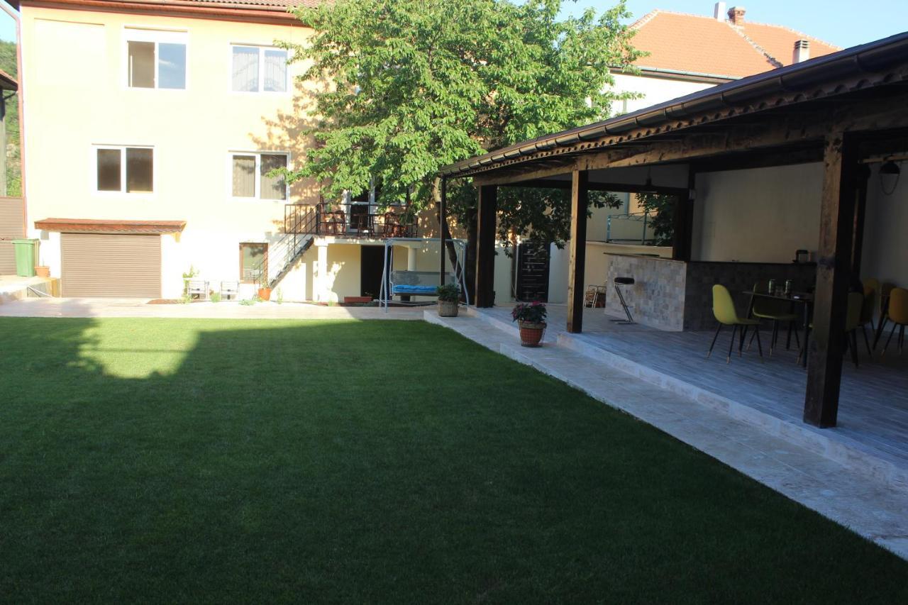 Villa Pretty Garden Orşova Exterior foto