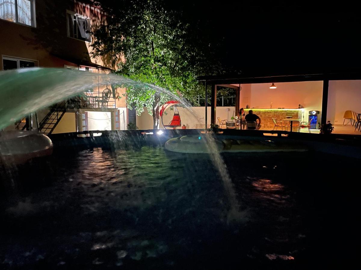 Villa Pretty Garden Orşova Exterior foto